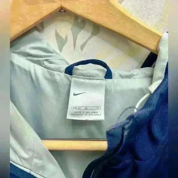 Nike Men’s Quarter-Zip Lightweight Navy Blue Jacket, Size M, Runs Large - Picture 2 of 8